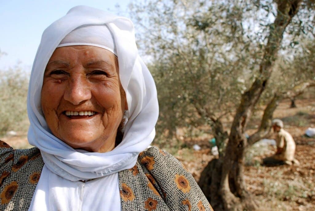 Productrice d'huile d'olive palestinienne de l'organisation Canaan Fair Trade