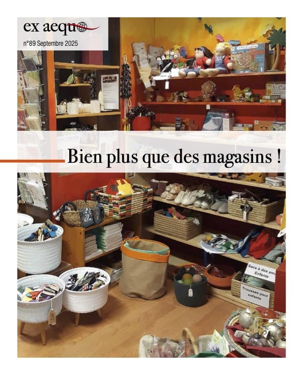 Couverture du magazine Ex Aequo numéro 89 montrant un magasin d’alimentation équitable et des produits artisanaux.